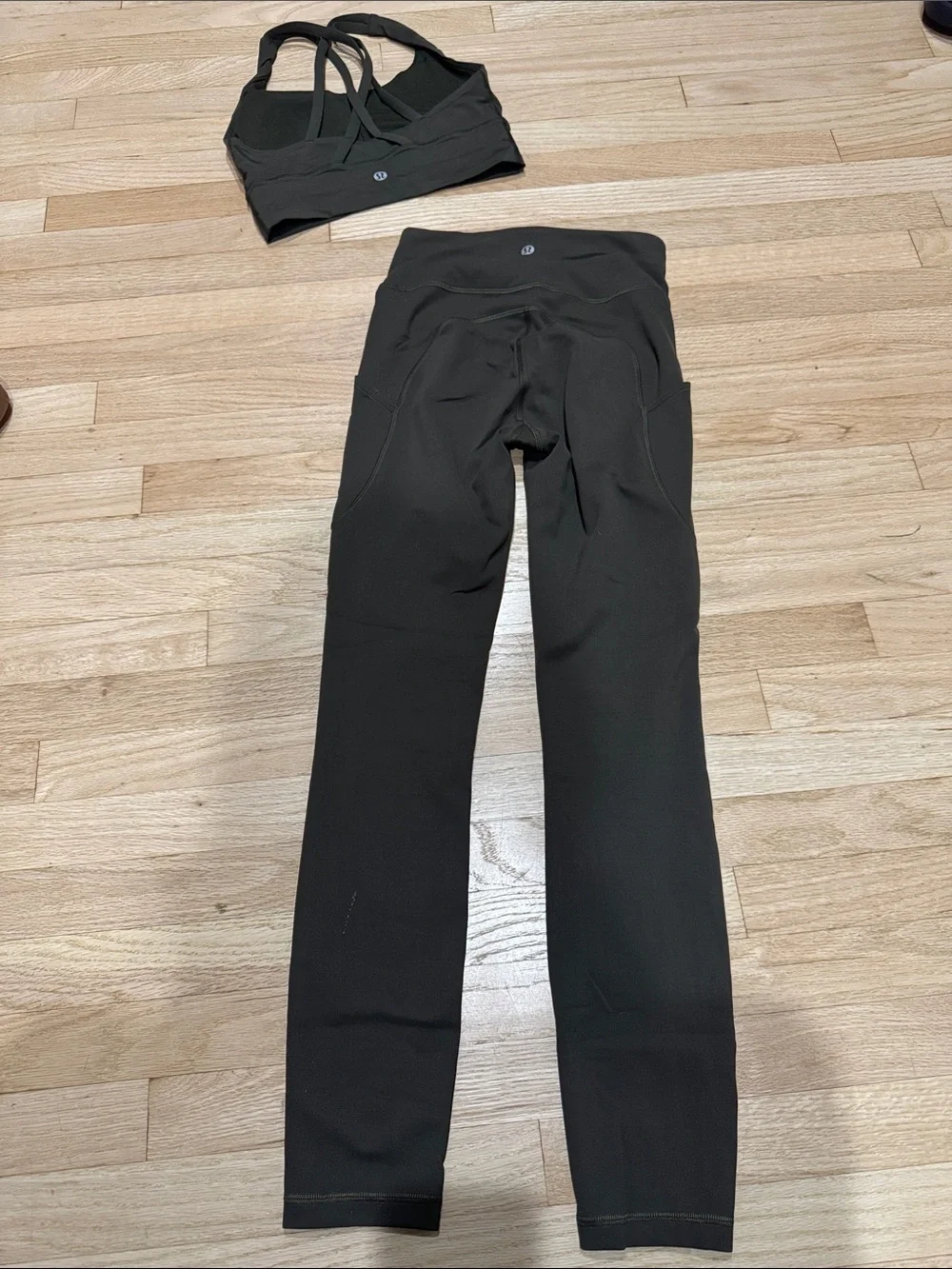Lululemon Women’s army green High-Waist Leggings & Strappy Sports Bra Set